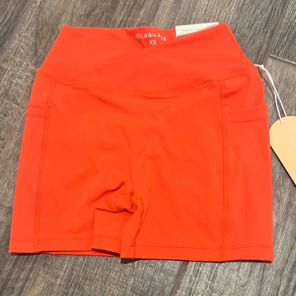 Blogilates Crisscross Scrunch Bike Shorts - XS